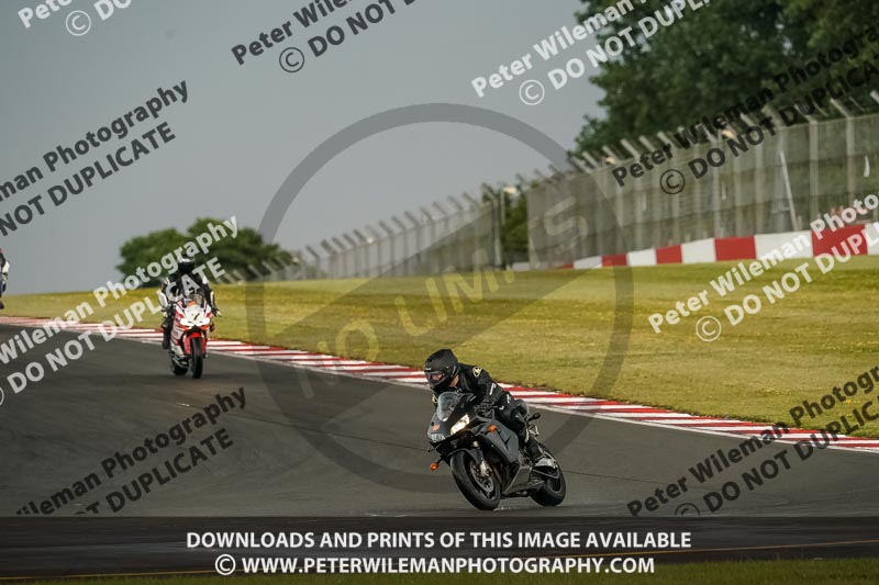 donington no limits trackday;donington park photographs;donington trackday photographs;no limits trackdays;peter wileman photography;trackday digital images;trackday photos